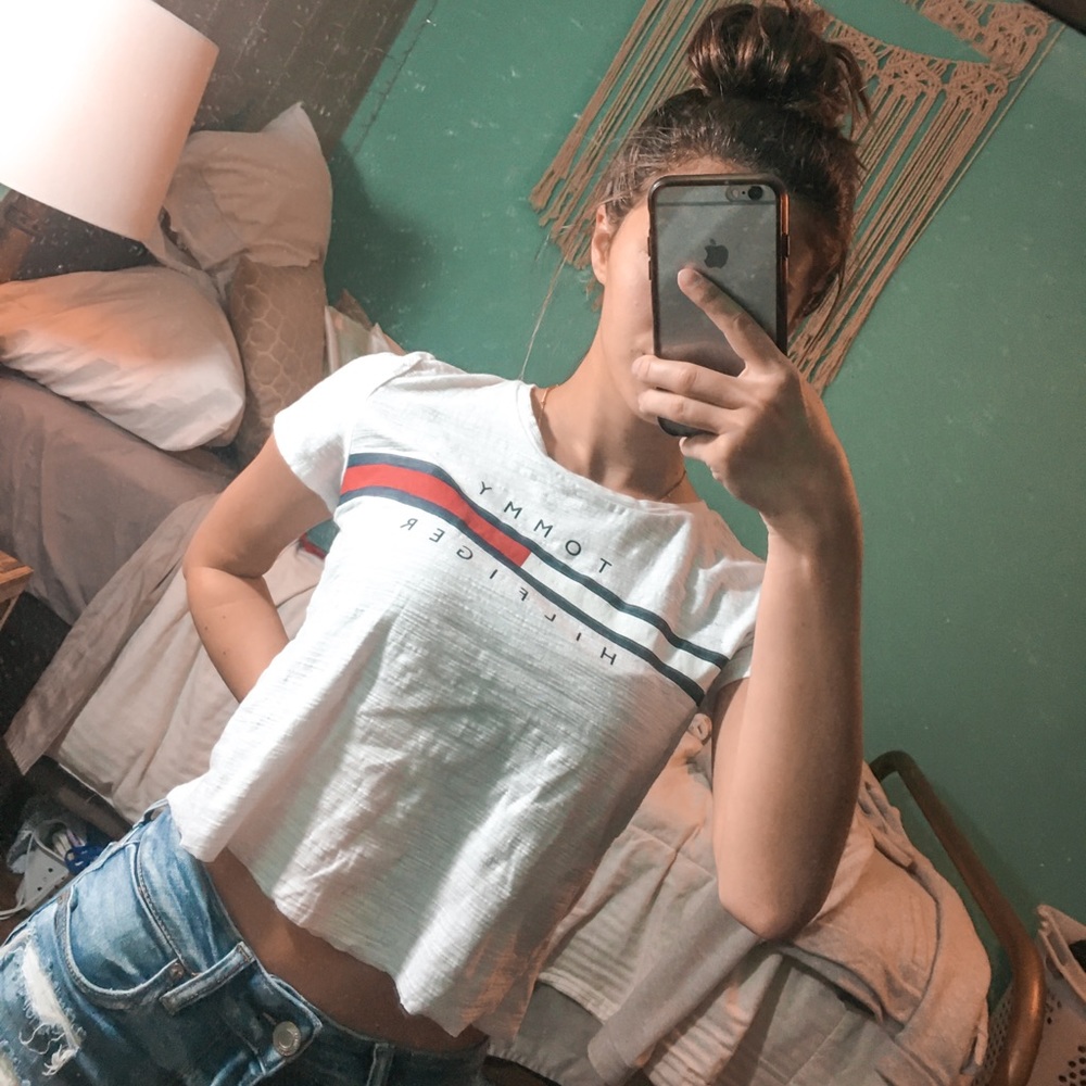Tommy Hilfiger Cropped Top